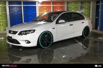 FORD-FALCON-VERONA-GLOSS-BLACK